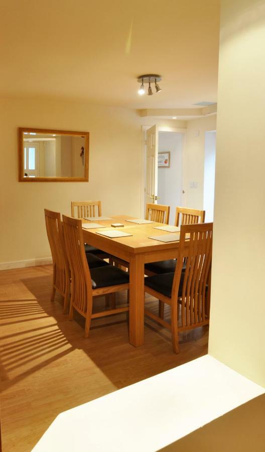 Dufftown Square Apartment Exterior foto